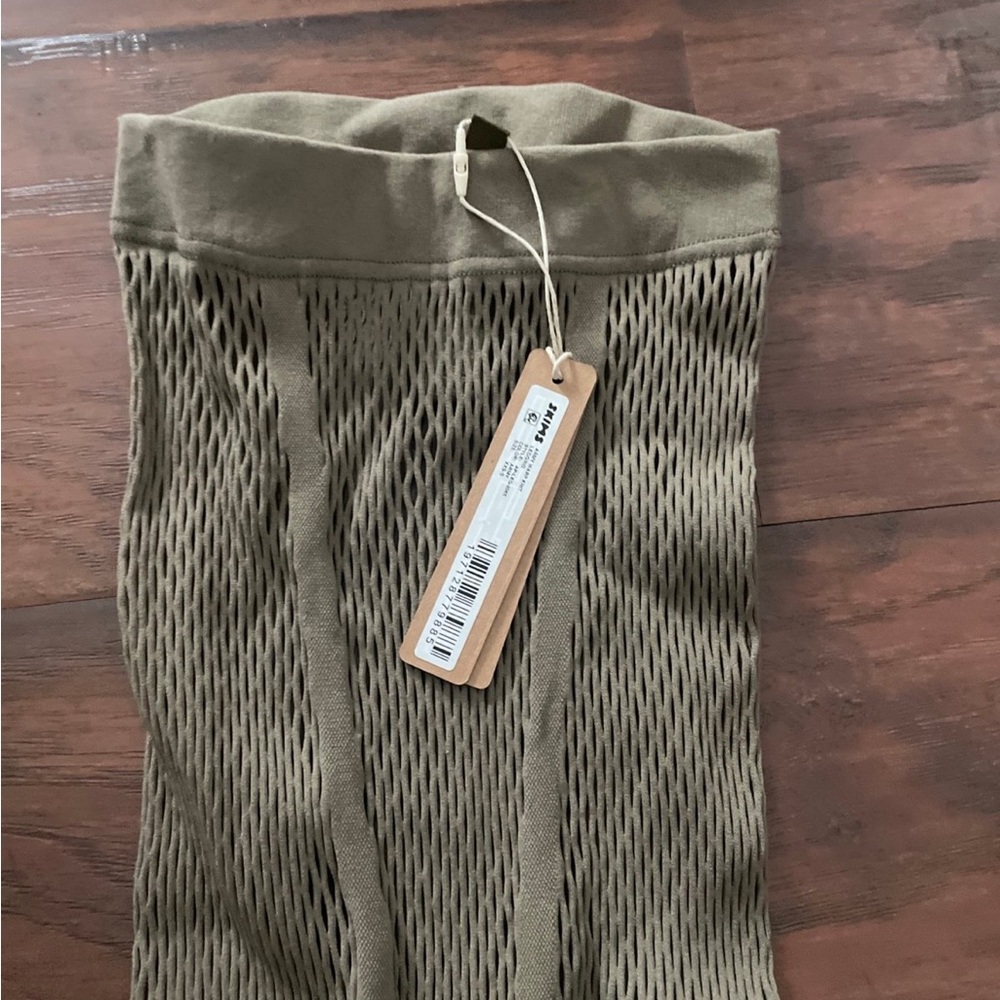 SKIMS  leggings